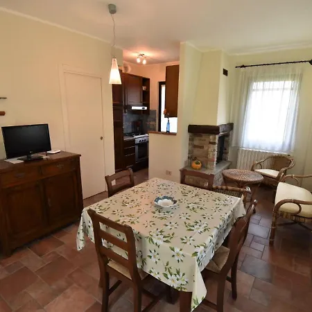 La Corte Bricca - Casetta By Interhome * Castana